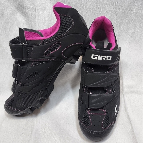 GIRO Riela cycling shoes. - Picture 1 of 16